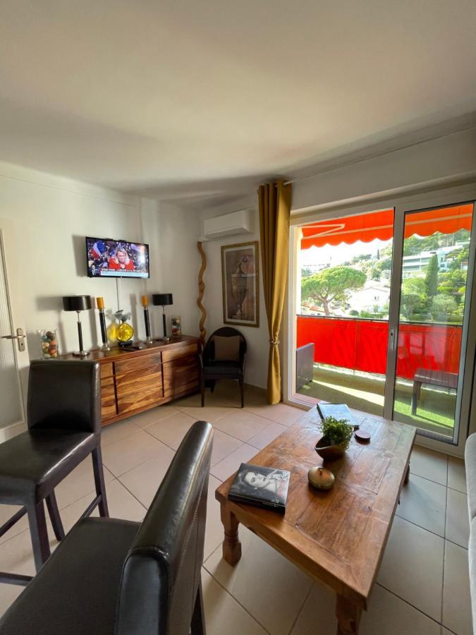 Charmant 2 Pieces Vue Sur Mer Et Monte-Carlo A Roquebrune Cap Martin Bagian luar foto